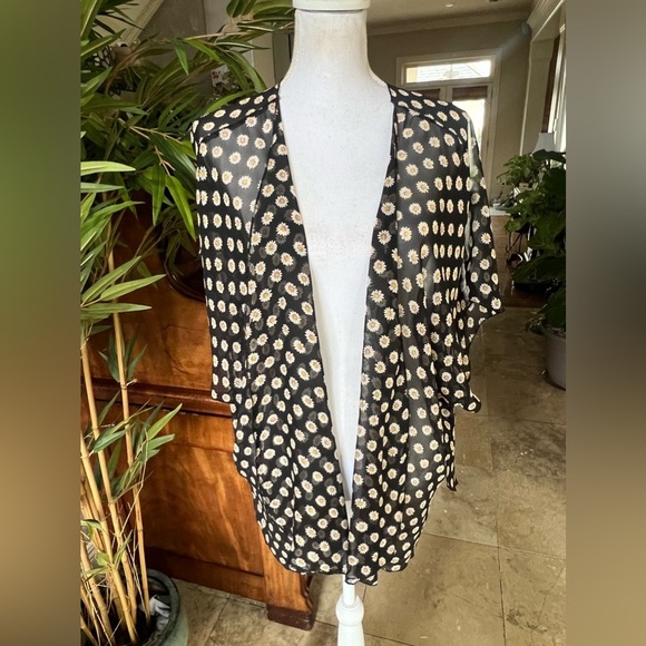 Gypsy Warrior scarf like cardigan/cover-up black with yellow flowers one size - Picture 12 of 14